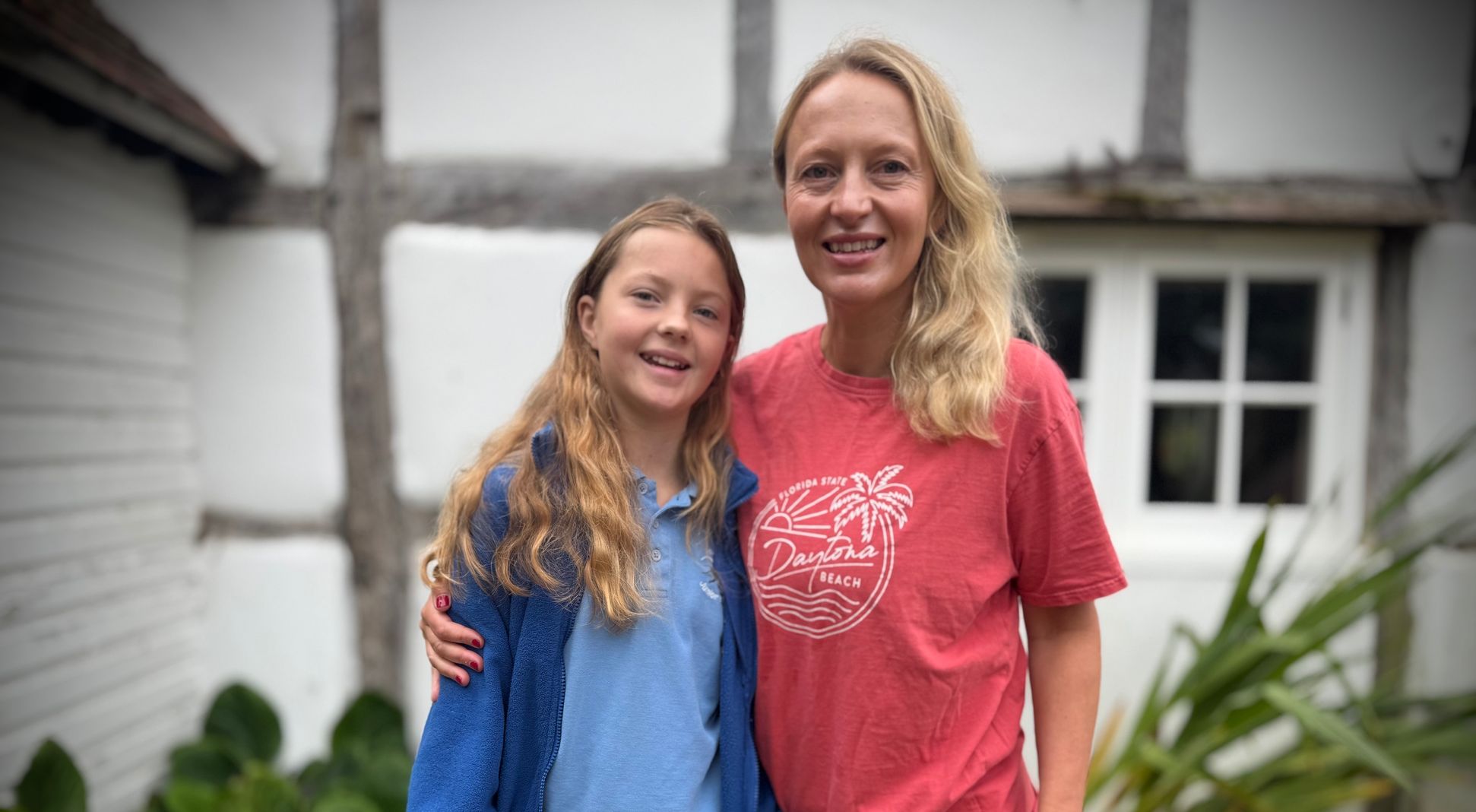 Mother and Daughter hike Yr Wydfa/Snowdon for Gaza