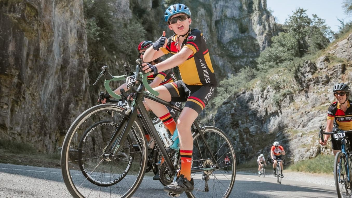Her Beicio Elusennol G / G's Charity Cycling Challenge