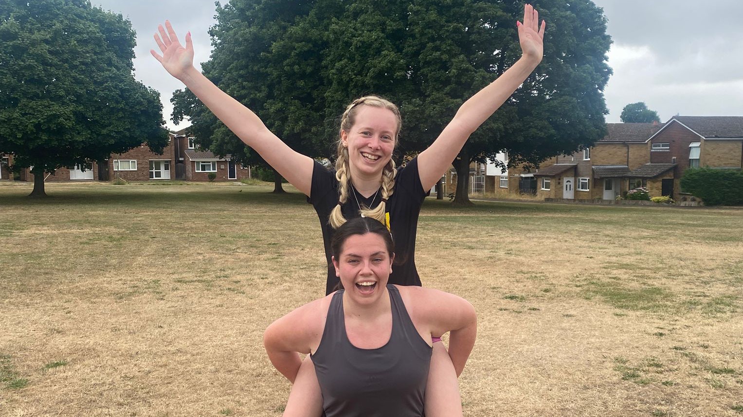 WE’RE RUNNING LONDON MARATHON!!!,